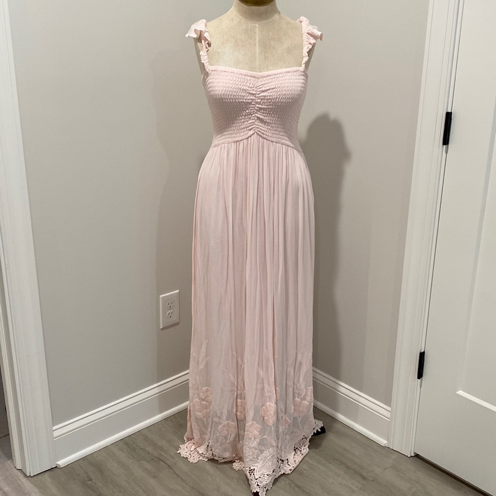 Plum Pretty Sugar Light pink Maxi dress